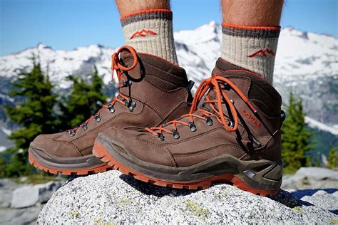 Hiking Shoes 